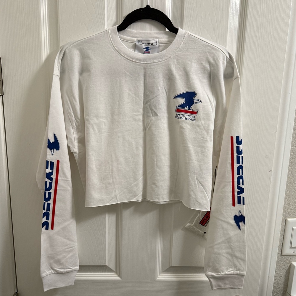 Forever 21 White Bubble Mailer with Yellow Stripe